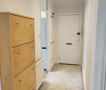 Own double room in Wimbledon flatshare - Photo 5