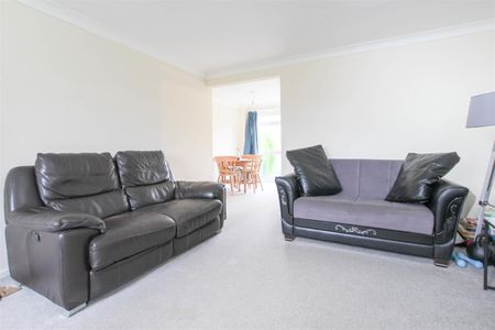 Cherry Garden Lane, Newport, Saffron Walden - Photo 3