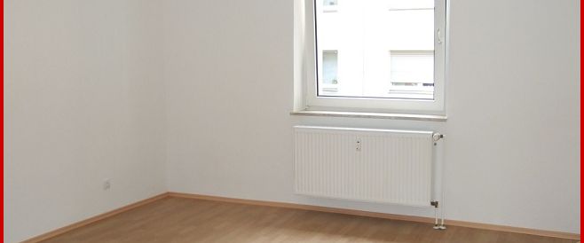 Geräumige 3-Raumwohnung mit Gartennutzung, 2 Balkone sowie 2 Bäder und Garage in E.-Holsterhausen. - Foto 1