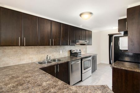 For Lease - 772 Lakeridge Drive, Orleans - Cumberland and Area, Ontario - Photo 2