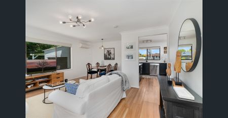 Bright Interiors, Relaxed Outdoor Living - Photo 2