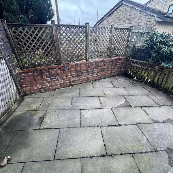 Cleckheaton Road, Oakenshaw, Bradford, BD12 - Photo 1