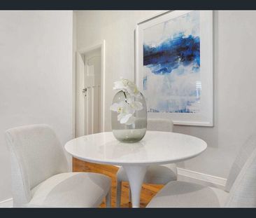 Elegant Ground-Floor Haven in a Premier North Shore Setting - Photo 3