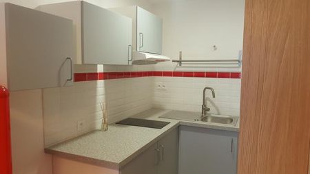 LOCATION d'un appartement T1 (26 m²) à VALENCE, - Photo 5