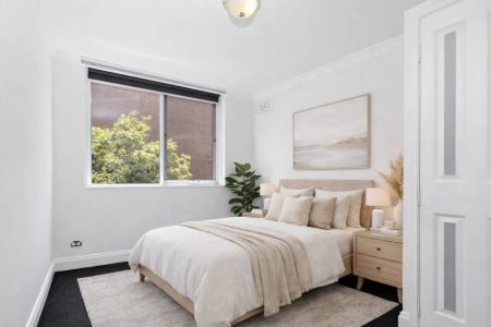 Refined Living with a Leafy Outlook - Photo 2