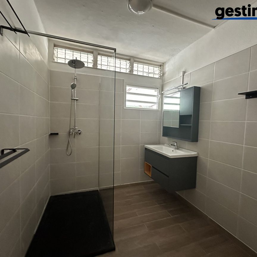 Location Appartement 3 pièces 76m² CAYENNE 97300 - Photo 1