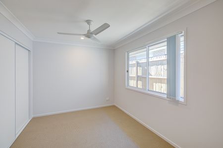 Brand New Family Home - Photo 5