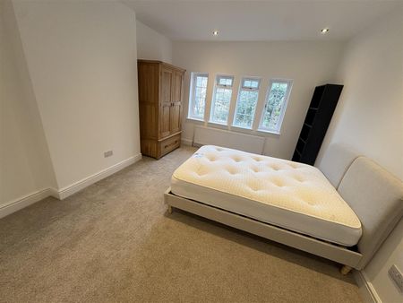 Alexandra Grove, N12 8HE, London - Photo 3