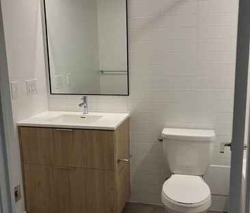 For Lease - 25 Nicholas Avenue Unit# 209, Toronto, Ontario - Photo 3