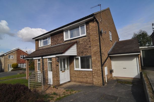 Chapelfield Drive, Thorpe Hesley - Photo 1