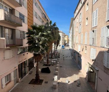 Appartement à louer 2 pièces • 43,10 m2 Toulon - Photo 3