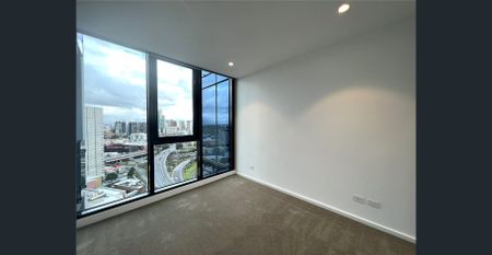Amazing One Bedroom Apartment in Southbank!!!! - Photo 3