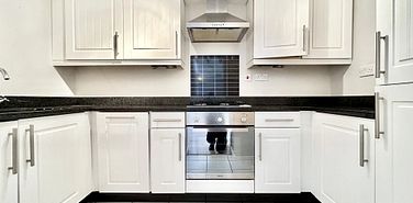 The Royal Seabathing, Canterbury Road, Margate, CT9 5NT, Kent - Photo 2