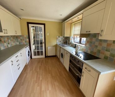 77 Ennerdale Close, S18 - Photo 6