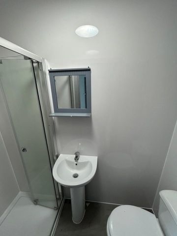 Studio Flat, Weald Lane, HA3 - Photo 5
