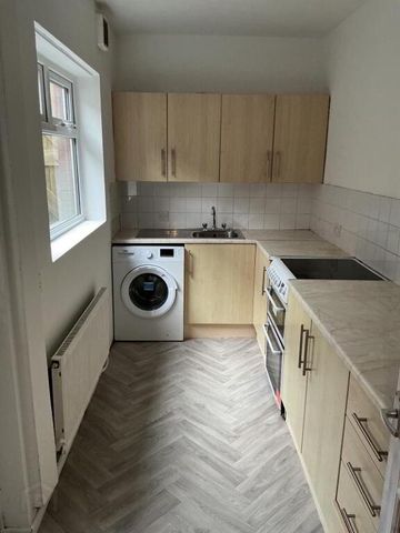 61 Ainsworth Drive, Belfast, BT13 3EJ - Photo 3