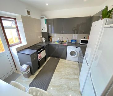 Room in a Shared House, Wembley, HA0 - Photo 6
