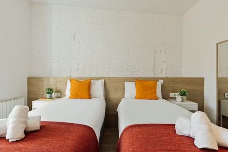 Carrer de Balmes, Barcelona, Catalonia 08007 - Foto 4