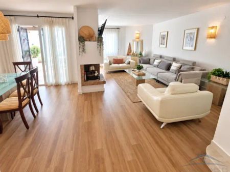 Chalet en alquiler en los Naranjos de Marbella - Photo 2