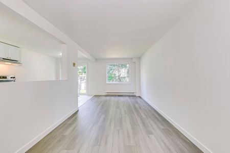 For Lease - 12 Danville Avenue, Halton Hills, Ontario - Photo 2