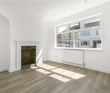 Walnut Tree Avenue, Mitcham, CR4 3AB - Photo 4