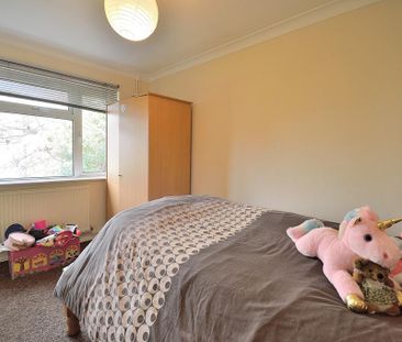 2 bedroom maisonette to rent - Photo 2