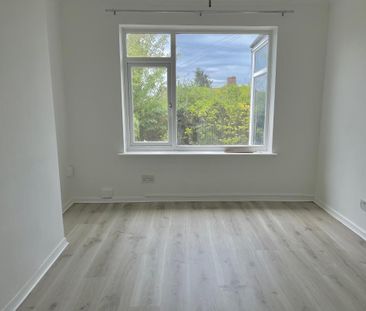 2 bedroom semi-detached bungalow to rent - Photo 2