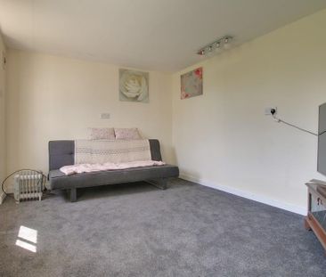 1 bedroom barn conversion to rent - Photo 1