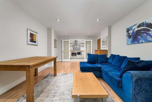 St George Wharf, Vauxhall, SW8 - Photo 1