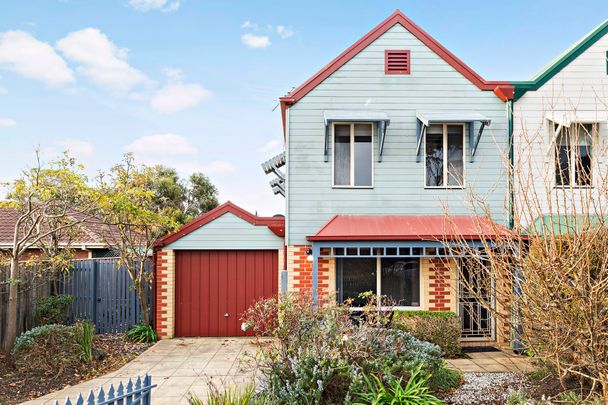 18 Mary Court, Mornington. - Photo 1