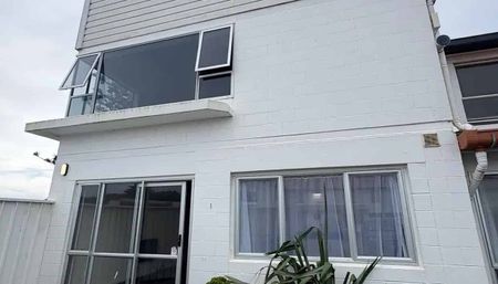 A friendly local community. - Photo 3