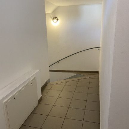Komfortable 2-Zimmer-Wohnung mit Loggia | ruhiger Innenhof | Nähe Hauptbahnhof - Photo 1