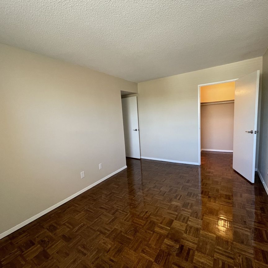 For Lease - 10 Sunrise Avenue Unit# 415, Toronto, Ontario - Photo 1