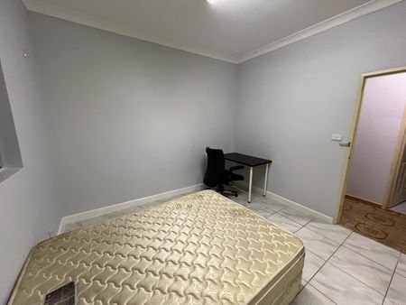 Dulwich Hill - Photo 3