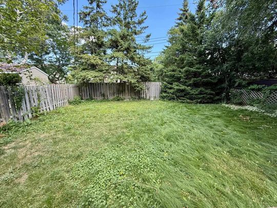 Av. d'Old Post Crescent, H9R 5E1, Pointe-Claire - Photo 1