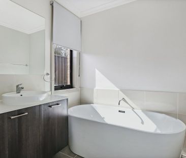 The Perfect Family Home! - Photo 4