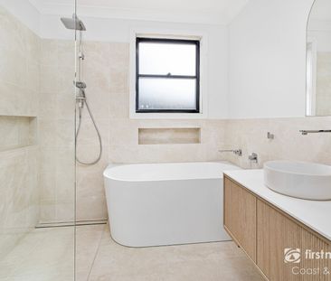 Expansive views & Unbeatable Location - Photo 2