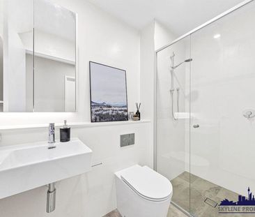 Stylish Apartment in Prime Canterbury Location - Photo 4