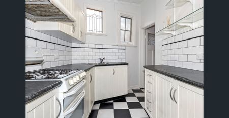 2/70 Williams Road, Prahran, Vic 3181 - Photo 5