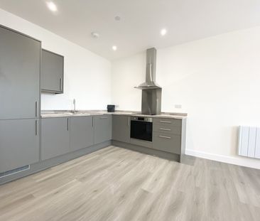 1 bedroom apartment - Photo 3