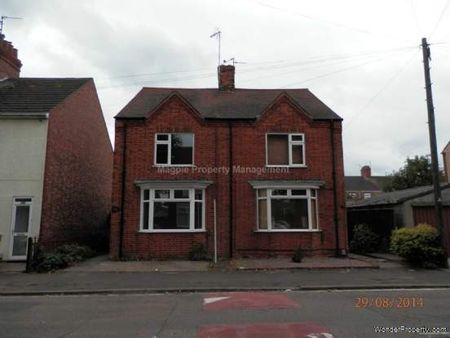 3 bedroom property to rent in Peterborough - Photo 3