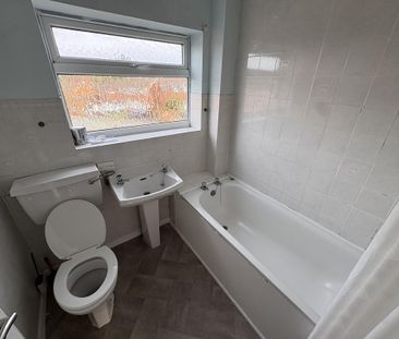 3 bedroom detached house to rent - Photo 6