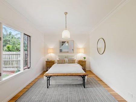 Large Family Home In Great Location - Photo 4