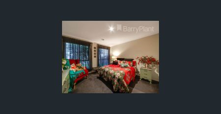 Bright, Fresh and Family-Friendly Living in Henty Park Estate - Photo 3