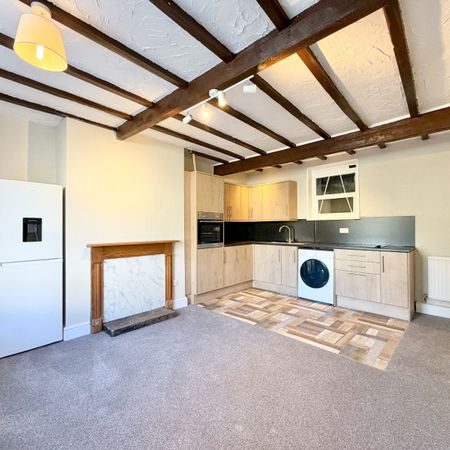 3 bedroom terraced house to rent - Photo 3