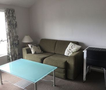 Sunny, secure upstairs city pad - Photo 1