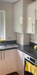 2 bedroom bungalow to rent - Photo 3