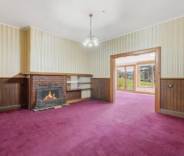 Spacious Family Living - Photo 2