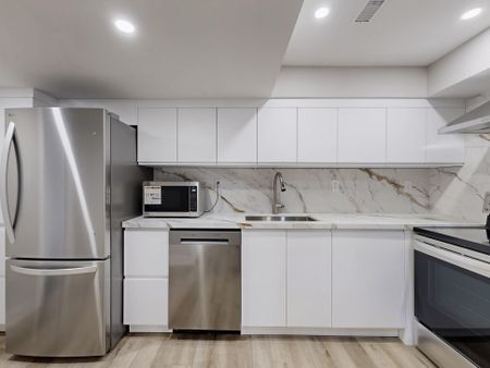 For Lease - 11 Hawker Court Unit# Basement, Ajax, Ontario - Photo 2