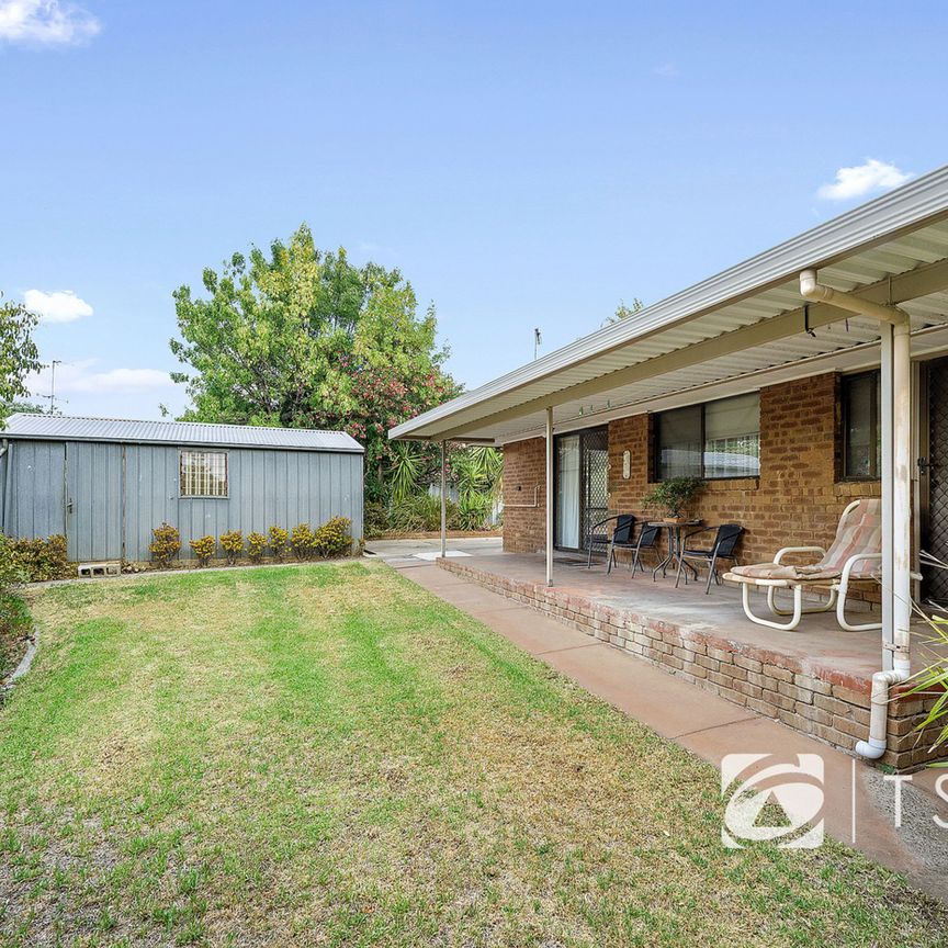 6 Lazarus St, West Bendigo - Photo 1
